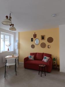 Χώρος καθιστικού στο Le Petit Baz'Art 2 pièces proche Colmar