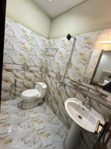 Ένα μπάνιο στο Dazzy Dream Guest Houses +17 φωτογραφίες