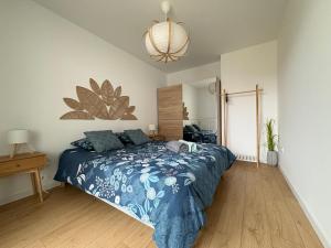 Postel nebo postele na pokoji v ubytování Sea side - MALOE Residence - beach