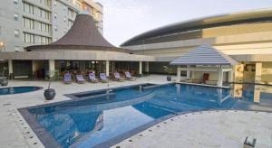 Bazén v ubytování Labersa Grand Hotel &Convention Center nebo v jeho okolí