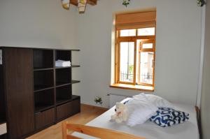 Postel nebo postele na pokoji v ubytování Alevi Holiday Home with Sauna