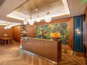 Ο χώρος του λόμπι ή της ρεσεψιόν στο Orange Hotel Shanghai No.10 Huaihai Middle Road