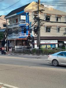 Το κτήριο όπου στεγάζεται  το διαμέρισμα