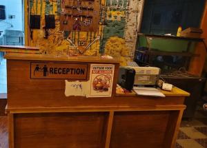 Ο χώρος του λόμπι ή της ρεσεψιόν στο POP 84106E Hotel OLove Birds Hotel