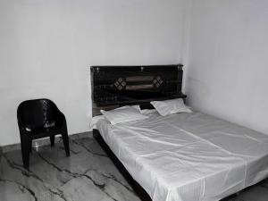 Galeriebild der Unterkunft Hotel O by OYO AK MARRIAGE LAWN in Sītāpur