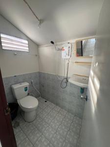 Ένα μπάνιο στο The Beach Bungalow