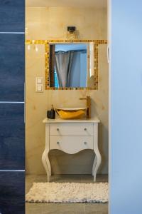 Fotografie z fotogalerie ubytování Residenza Santa Anastasia Piazza Erbe parking and lift v destinaci Verona