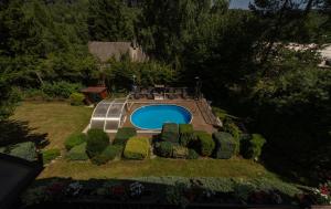 Bazén v ubytování chata Eiland nebo v jeho okolí