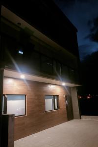 Budova, kde se vila nachází