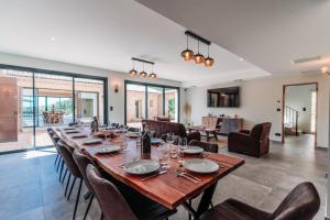 Et opholdsområde på Mas de Toulair, Spacieuse villa d'exception 5 étoiles