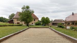 Το κτήριο όπου στεγάζεται  η παραθεριστική κατοικία