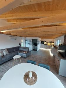 Fotografie z fotogalerie ubytování Saale-Panorama v destinaci Unterwellenborn