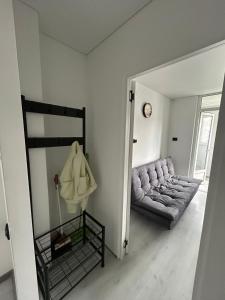 Ένα ή περισσότερα κρεβάτια σε δωμάτιο στο Апартаменти