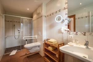 Ένα μπάνιο στο Ferienhof Oblasser +99 φωτογραφίες