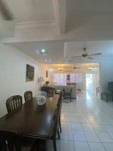 Køkken eller tekøkken på Laman Qurattu A'yun