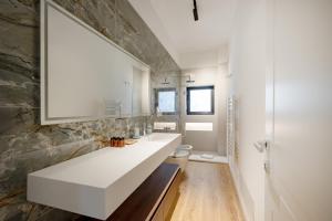 Ένα μπάνιο στο MareVista - 2 bedrooms with parking