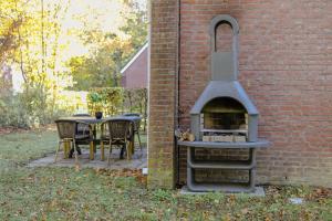 Φωτογραφία από το άλμπουμ του Comfortable family home with sauna - VP101 σε Hoeven