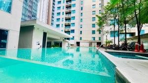 Bazén v ubytování Mercu Summer Suites by SUN nebo v jeho okolí