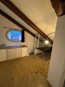 Μια τηλεόραση ή/και κέντρο ψυχαγωγίας στο Belvedere Palazzo Madama