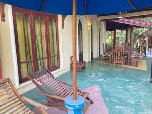 Бассейн в Aran Villa Yala или поблизости