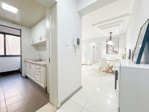 Nhà bếp/bếp nhỏ tại Hesheng International Garden