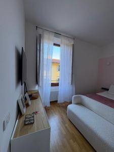 TV a/nebo společenská místnost v ubytování Appartamento Firenze