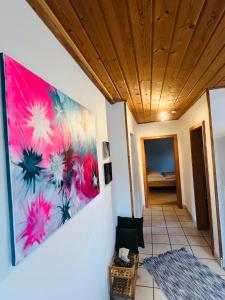 TV a/nebo společenská místnost v ubytování Ferienwohnung Derscheid