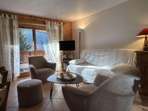 Χώρος καθιστικού στο Appartement 4 pièces pour 6 personnes à Méribel avec parking privé - FR-1-180-664