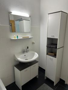 Et badeværelse på Ferien Apartment vS