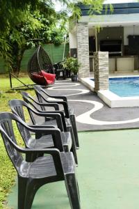 Fotografie z fotogalerie ubytování Elegant house equipped for groups v destinaci Itauguá