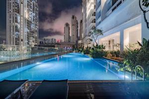 Πισίνα στο ή κοντά στο Quill Residence by Rainbow Suites