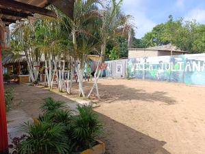 Afbeelding uit fotogalerij van Hostal VILLA JULIANA in Los Manguitos +31 foto's