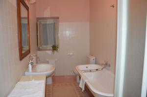 Phòng tắm tại Affittacamere Casa Ciri