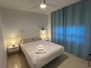 Postel nebo postele na pokoji v ubytování VUT Parque II TORREON 4 dormitorios y 2 baños Parking gratuito cercano