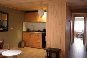 Η κουζίνα ή μικρή κουζίνα στο Iar Residencia