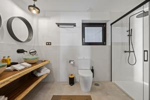 Et badeværelse på VILLTAK La Plaza Hotel - Adults Only Recommended