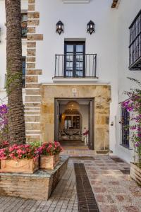 Facaden eller indgangen til VILLTAK La Plaza Hotel - Adults Only Recommended