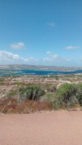 Φωτογραφία από το άλμπουμ του Appartamento a La Maddalena σε La Maddalena