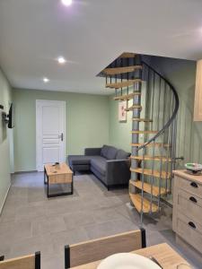 Χώρος καθιστικού στο O Bel Haybois Dormant " Le Chevriard "