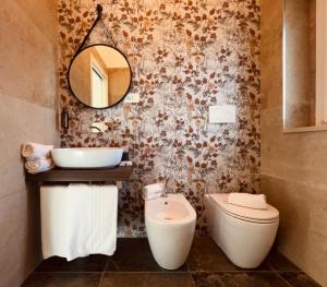 Koupelna v ubytování L'Amarena Garden House + 65 fotografií