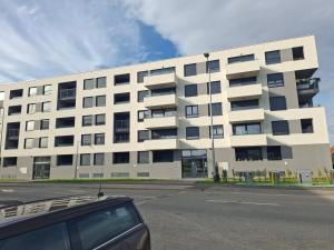 Το κτήριο όπου στεγάζεται  το διαμέρισμα