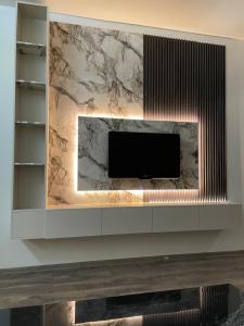 TV a/nebo společenská místnost v ubytování Apartment in Yerevan