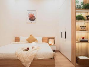 Postel nebo postele na pokoji v ubytování N&N Modern House-3BRs-Mini Golf-Bida-5mins walk to My Khe Beach