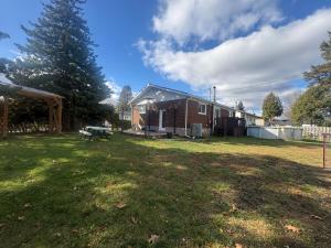 Hoone, kus puhkemaja asub