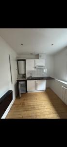 Η κουζίνα ή μικρή κουζίνα στο Gallieni