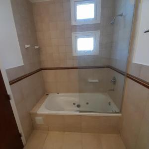 Ένα μπάνιο στο Manzana 1