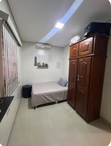 Postel nebo postele na pokoji v ubytování 2 Quartos, sala e 1 banheiro próximos à Universidade Federal de Rondonópolis- UFR