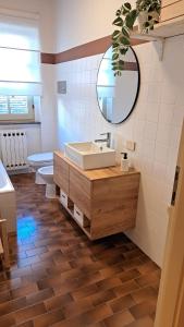 Ένα μπάνιο στο Casa Vacanze Da Nonna Isa