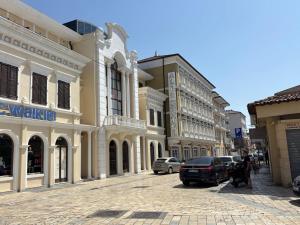 Το κτήριο όπου στεγάζεται  το διαμέρισμα