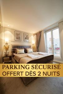 Postel nebo postele na pokoji v ubytování Black Pearl Suite Luxe Centre-Ville Amiens à 200m de la Cathédrale